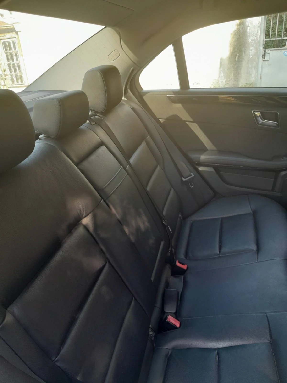 Mercedes-Benz E 350, снимка 3 - Автомобили и джипове - 56058005