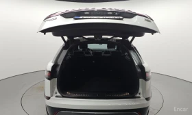 Land Rover Range Rover Velar * 2.0d* R-DYNAMIC* КОЖА* ПОДГРЕВ* ОБДУХВАНЕ* ПАНОР, снимка 17