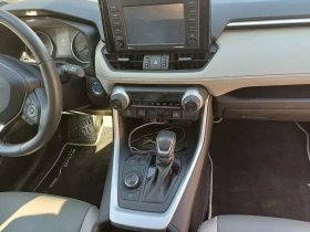 Toyota Rav4 Hybrid XLE Premium, снимка 2