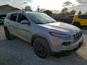 Jeep Cherokee 2.4L 4 Front-wheel Drive - 7900 € / 15451.06 лв. - 22734677 6