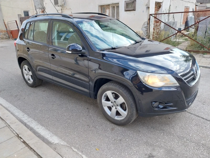 VW Tiguan, снимка 6 - Автомобили и джипове - 47972659