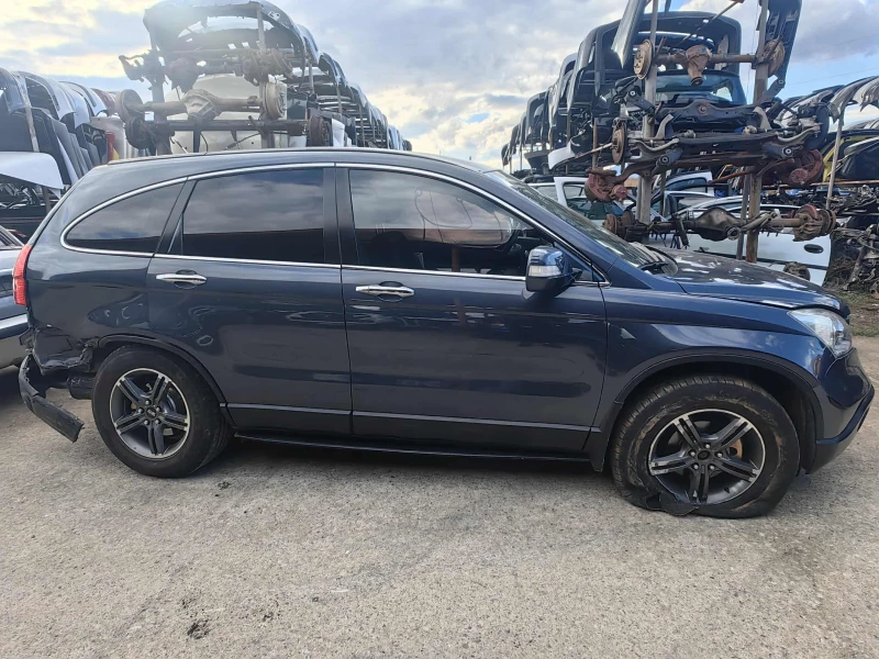 Honda Cr-v 2.0, снимка 3 - Автомобили и джипове - 52010857