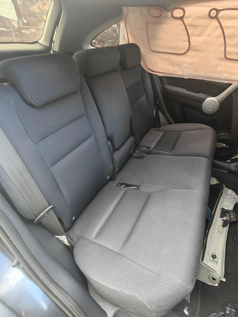Honda Cr-v 2.0, снимка 8 - Автомобили и джипове - 52010857