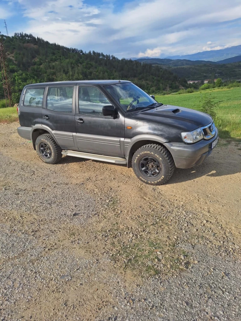 Nissan Terrano, снимка 3 - Автомобили и джипове - 52725752