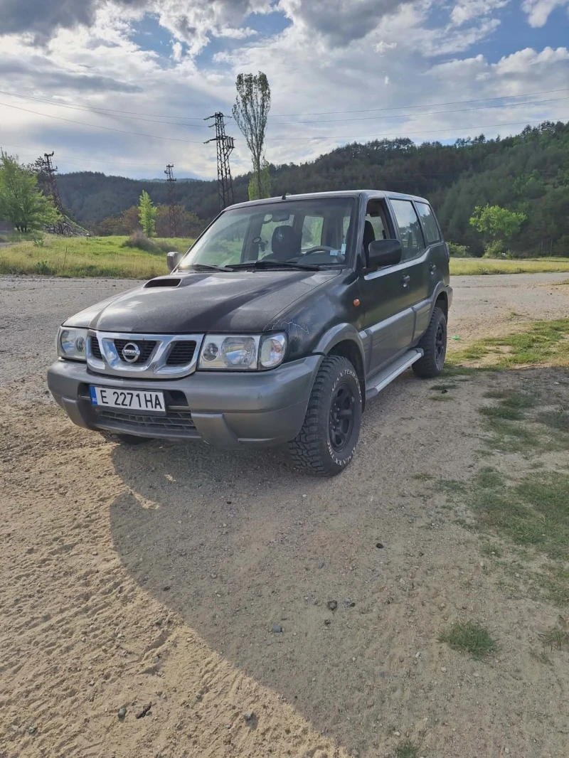 Nissan Terrano, снимка 9 - Автомобили и джипове - 52725752