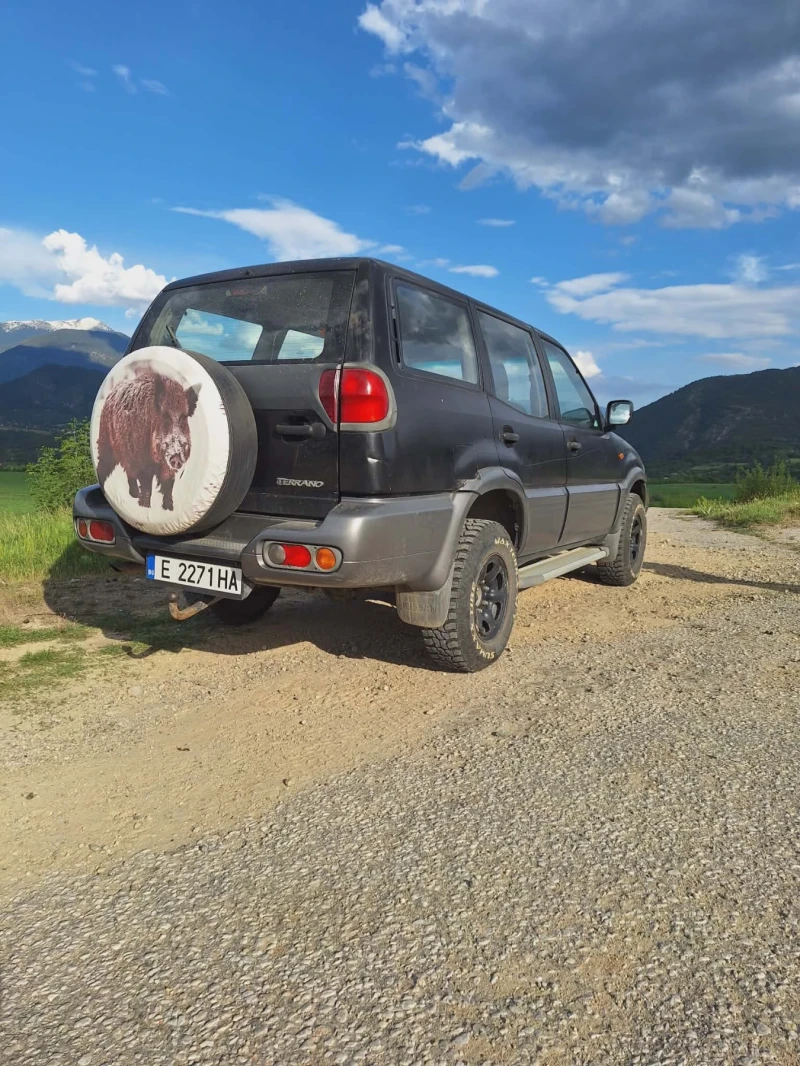 Nissan Terrano, снимка 8 - Автомобили и джипове - 52725752