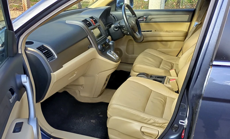 Honda Cr-v 2.0 Бензин, снимка 10 - Автомобили и джипове - 52830572