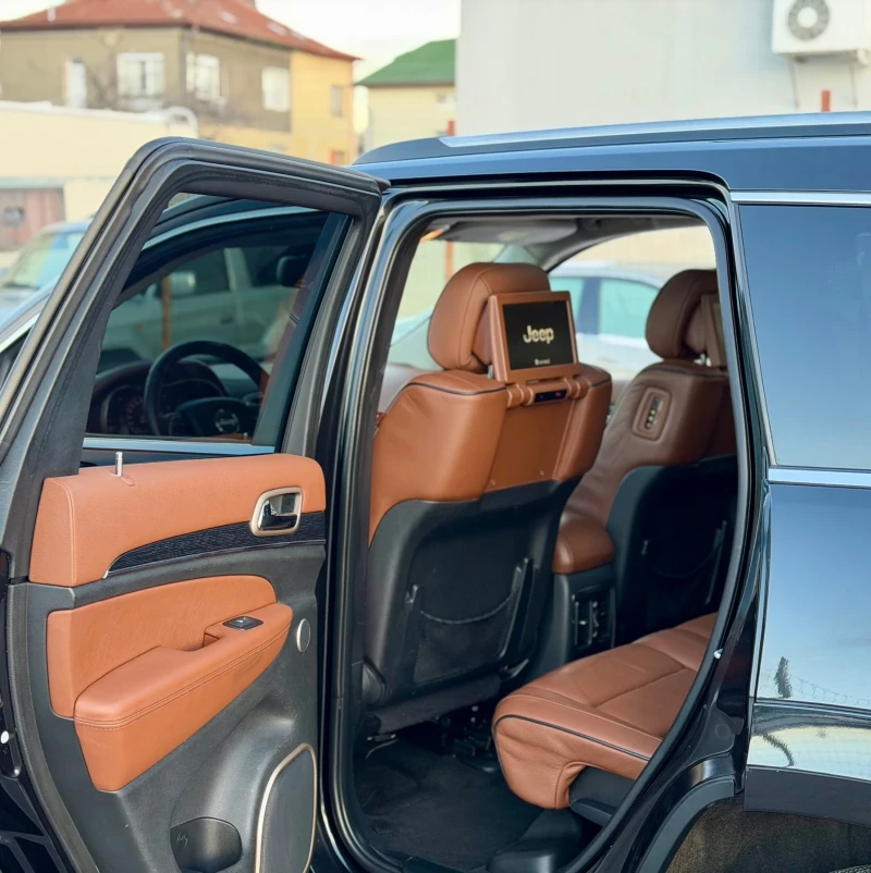 Jeep Grand cherokee 3.0 CRD SUMMIT 3Х-ТВ Панорама Обдухване Сервиз Ист, снимка 10 - Автомобили и джипове - 53076662