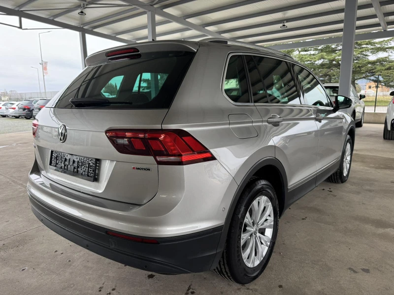 VW Tiguan 2.0TDI* 150ps* 4motion* Distronic* НАВИ* КАМЕРА, снимка 5 - Автомобили и джипове - 53291879