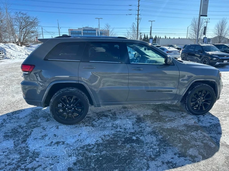 Jeep Grand cherokee * Altitude * CARFAX * БЕЗ ПЪРВОНАЧАЛНА ВНОСКА, снимка 3 - Автомобили и джипове - 53293971