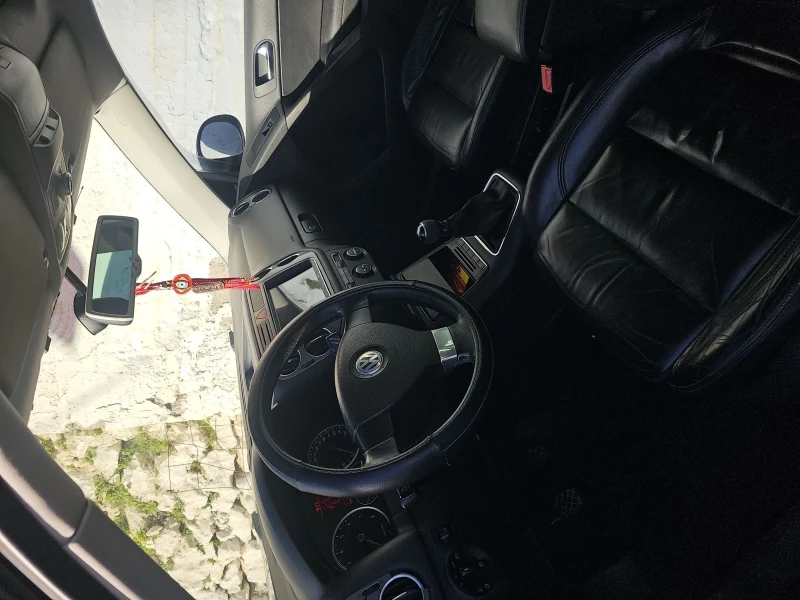 VW Tiguan, снимка 6 - Автомобили и джипове - 53389771