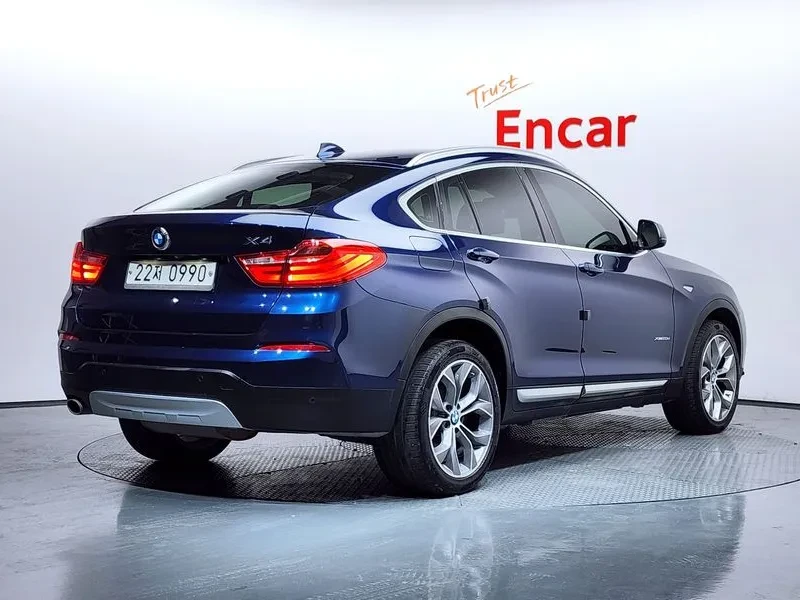 BMW X4 2.0d xDrive, снимка 2 - Автомобили и джипове - 55352086