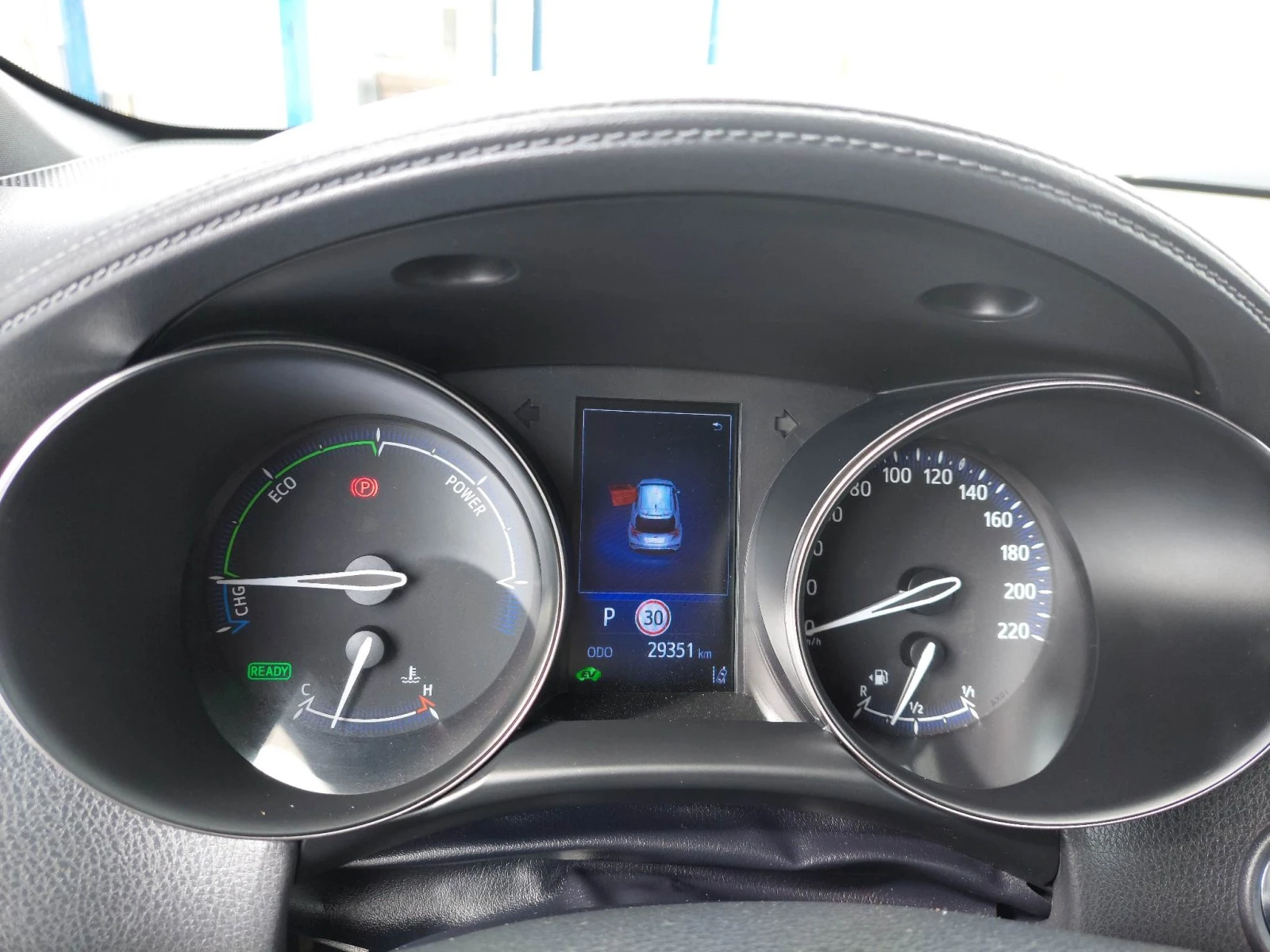 Toyota C-HR 1, 8i HYBRID 29000km!!! | Mobile.bg   13