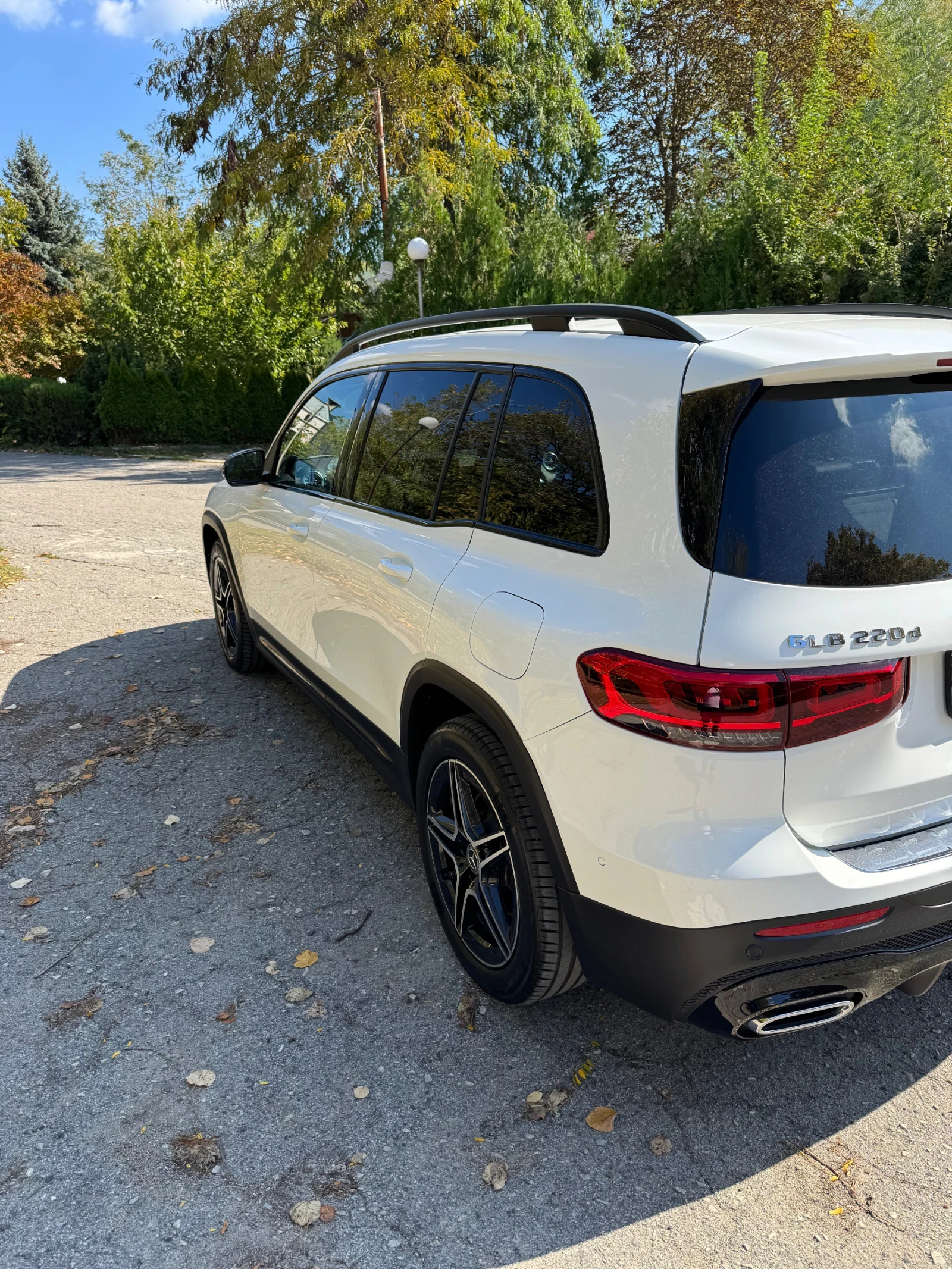 Mercedes-Benz GLB 220d  - изображение 3
