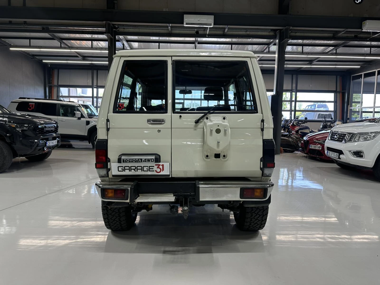 Toyota Land cruiser BJ71, снимка 6 - Автомобили и джипове - 54590033