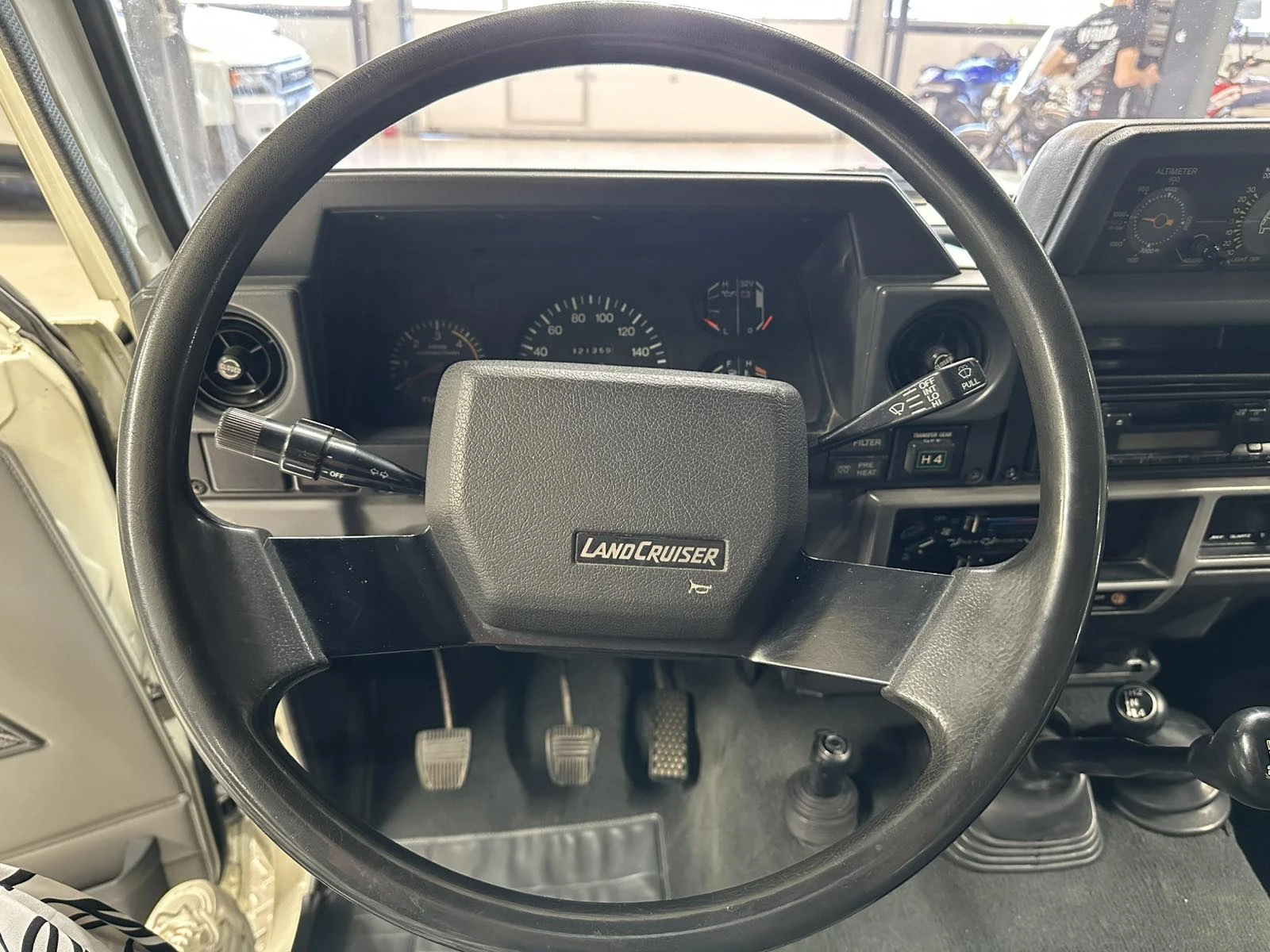 Toyota Land cruiser BJ71, снимка 11 - Автомобили и джипове - 54590033