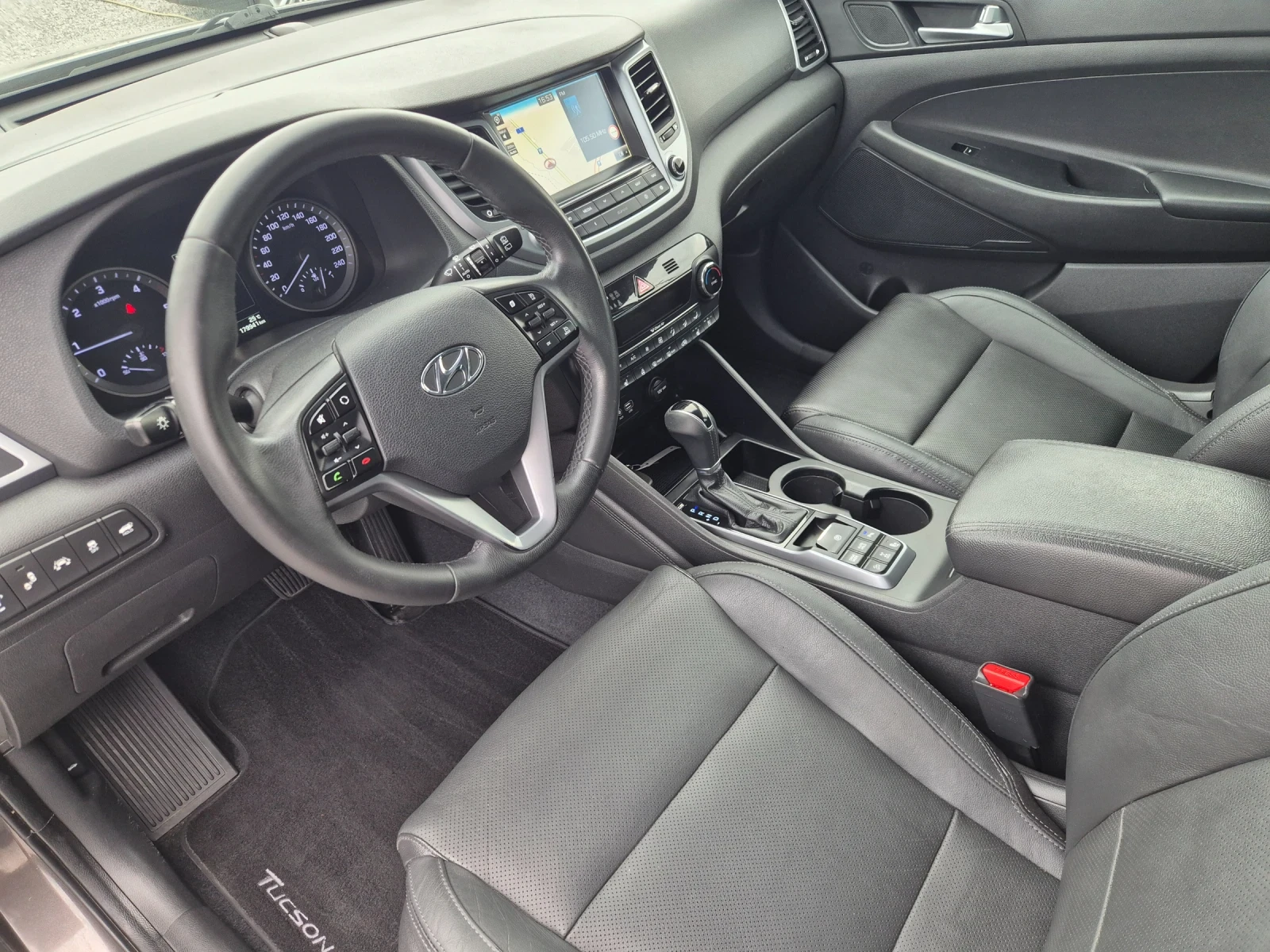 Hyundai Tucson 2.0 CRDI 4x4 FULL | Mobile.bg � ����������� 9