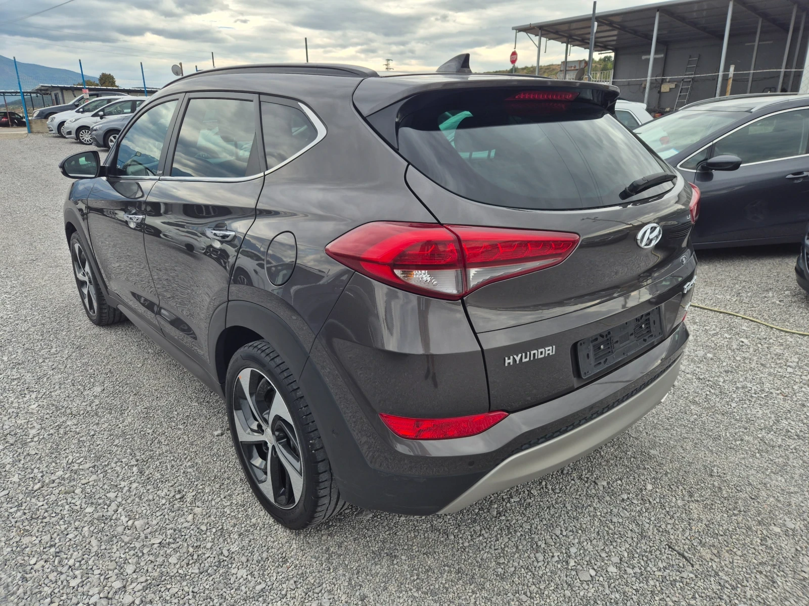 Hyundai Tucson 2.0 CRDI 4x4 FULL | Mobile.bg � ����������� 5