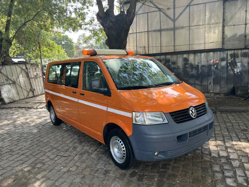 VW Transporter T5 - 1.9TDi, снимка 2 - Бусове и автобуси - 47136963