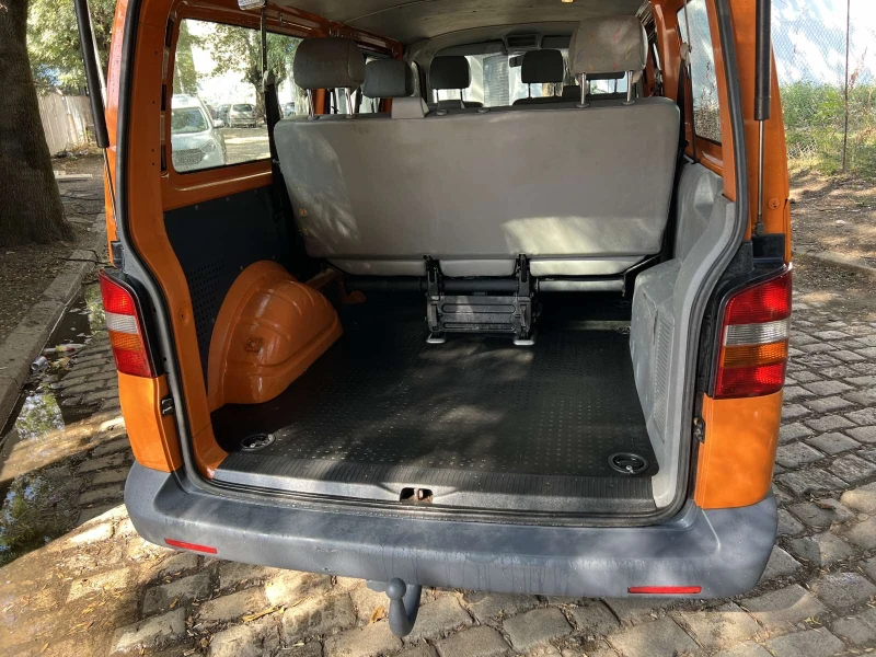 VW Transporter T5 - 1.9TDi, снимка 5 - Бусове и автобуси - 47136963