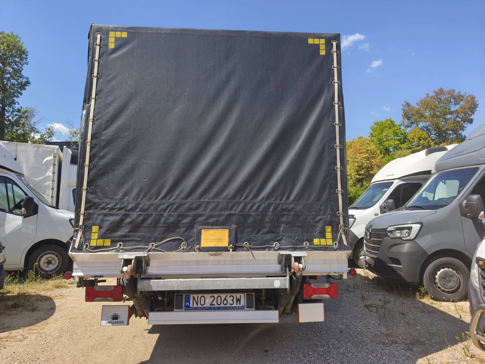 Iveco Daily АВТОМАТ//ДВОЙНА КАБИНА//ЛЕД//ЛИЗИНГ//ПАДАЩ БОРД /, снимка 8 - Бусове и автобуси - 55577519