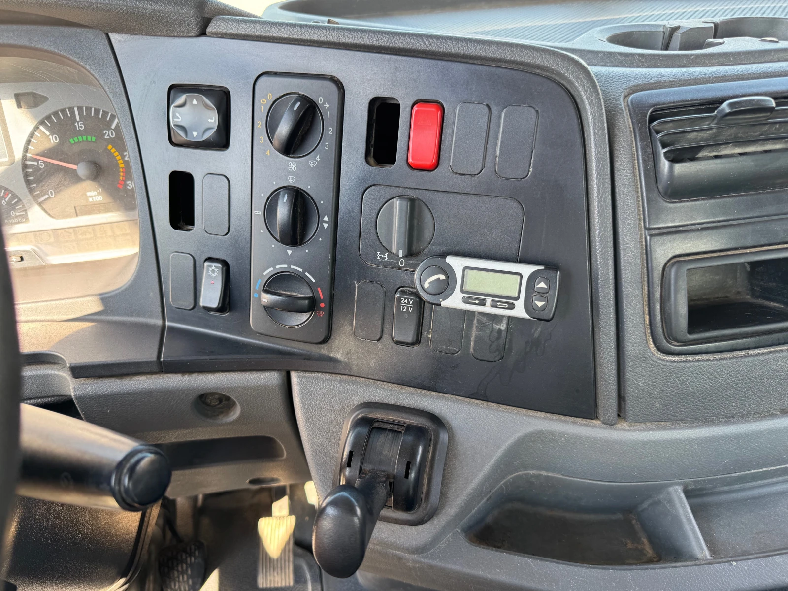 Mercedes-Benz Atego 1222 , Miller AK10 , климатик, снимка 15 - Камиони - 55946625