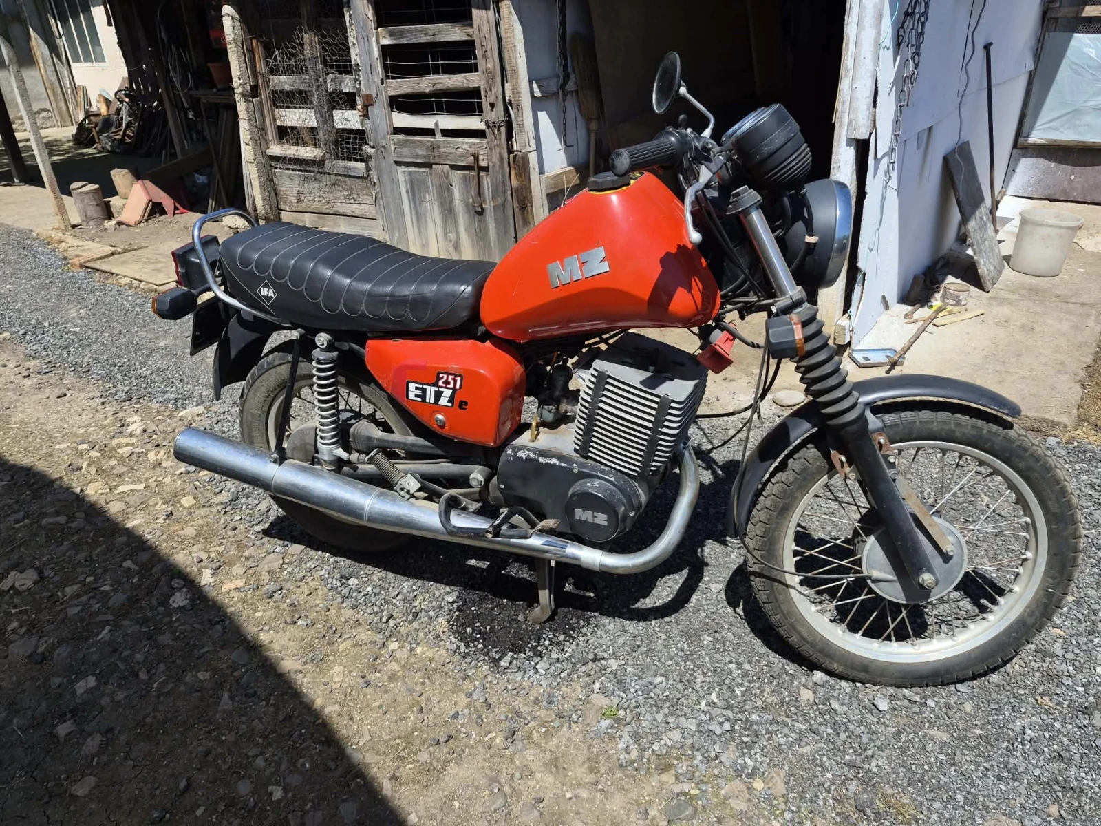 Mz 251