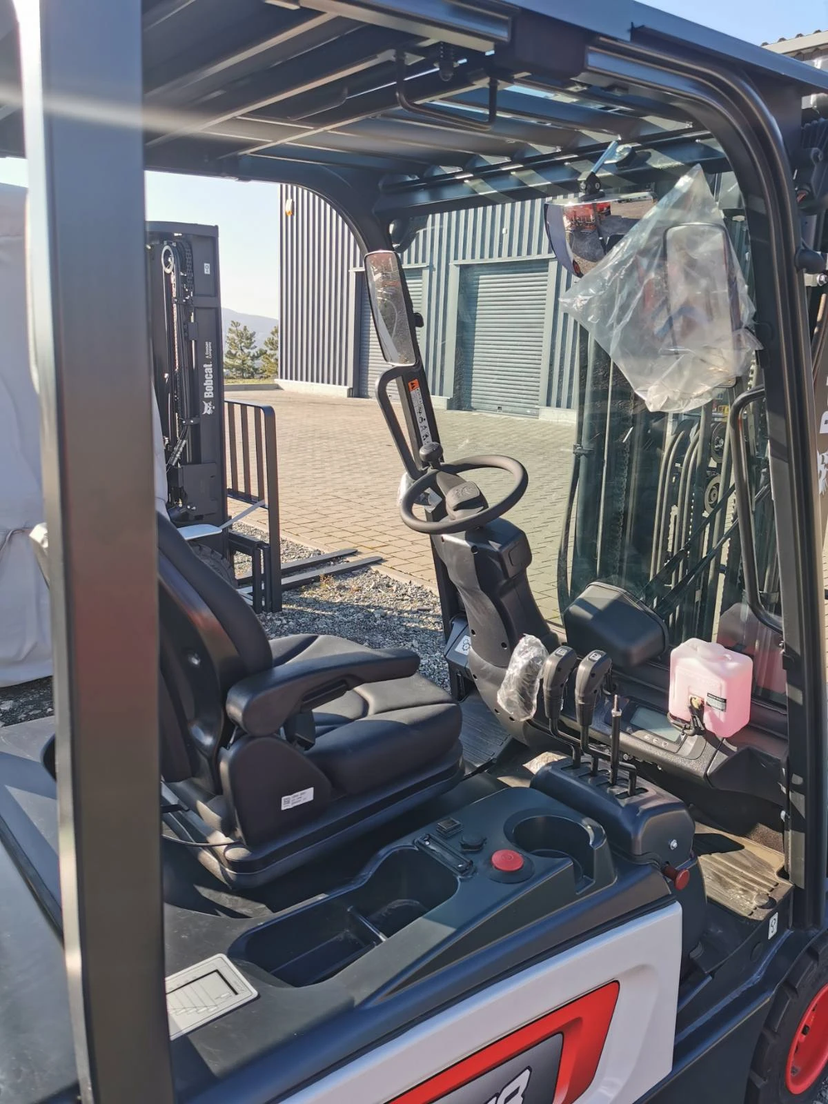 ���������� Bobcat B18T-7 | Mobile.bg � ����������� 7