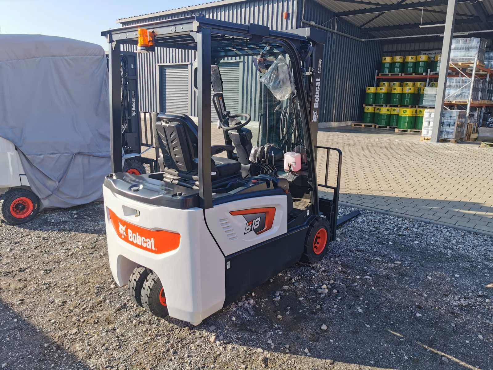 ���������� Bobcat B18T-7 | Mobile.bg � ����������� 3