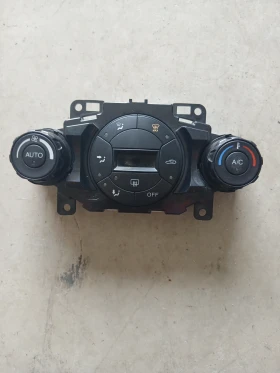 8A6T-18C612-AL Климатроник Ford Fiesta , снимка 1