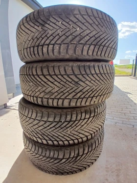 Гуми Зимни 235/55R19, снимка 1