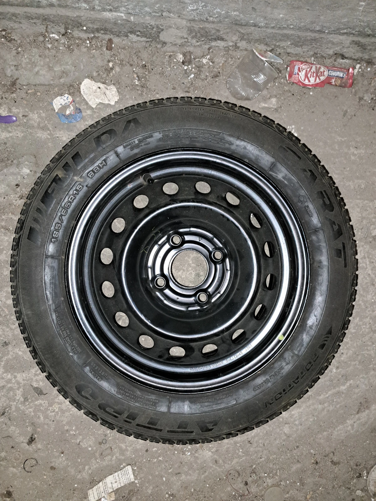    185/65R15  Nissan Almera | Mobile.bg   1