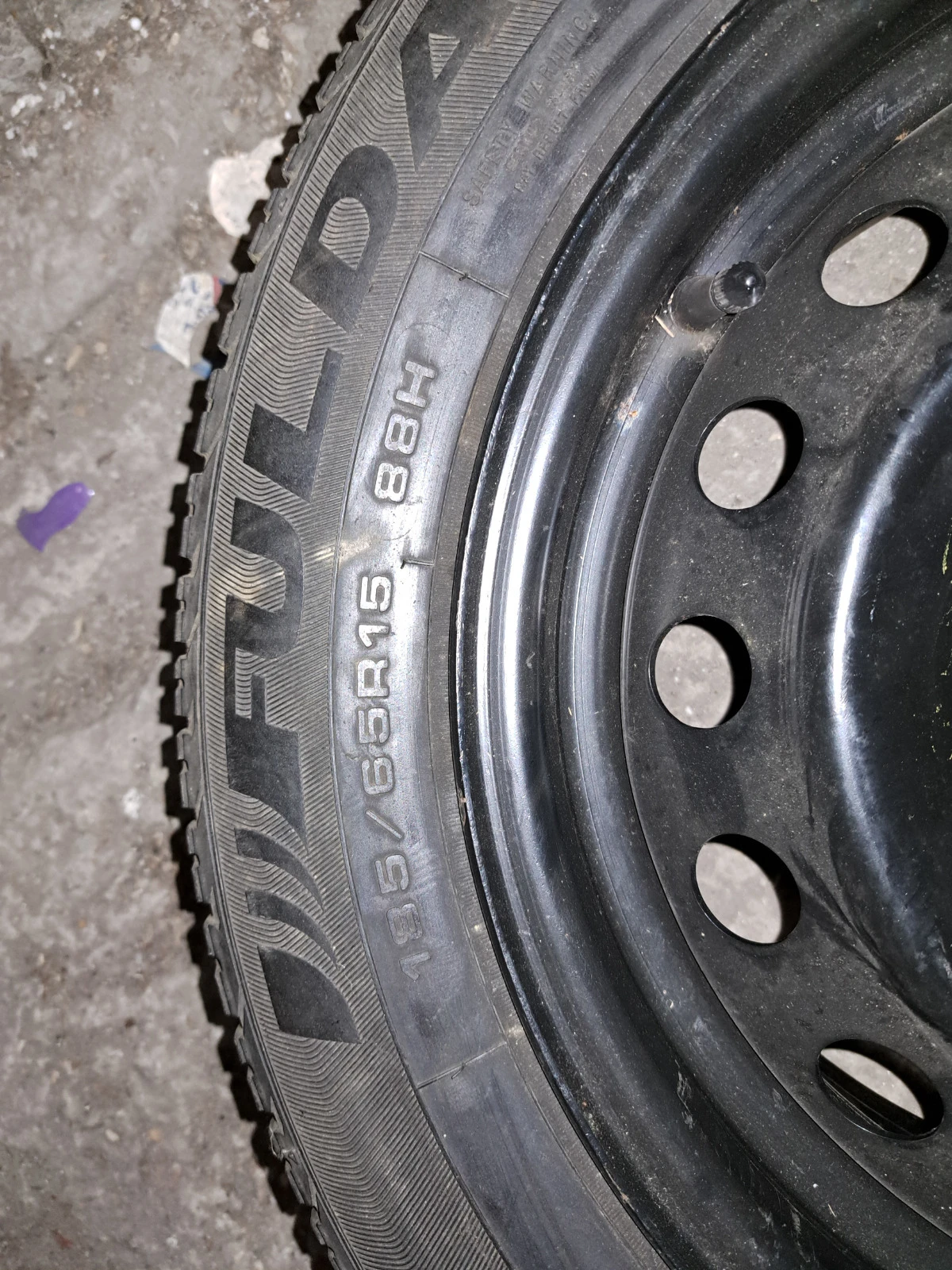    185/65R15  Nissan Almera | Mobile.bg   2