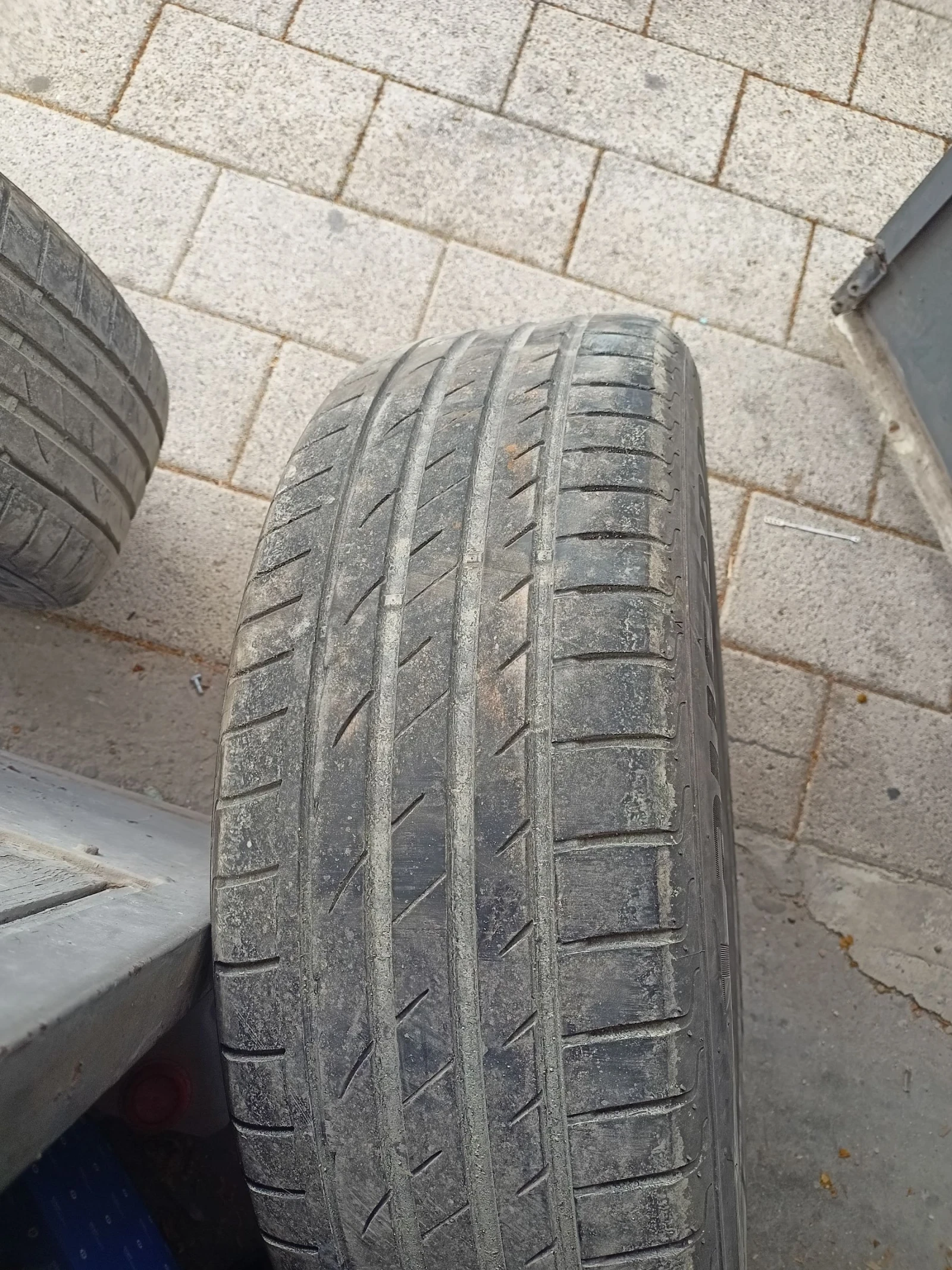 ���� 235/60R18 | Mobile.bg � ����������� 3