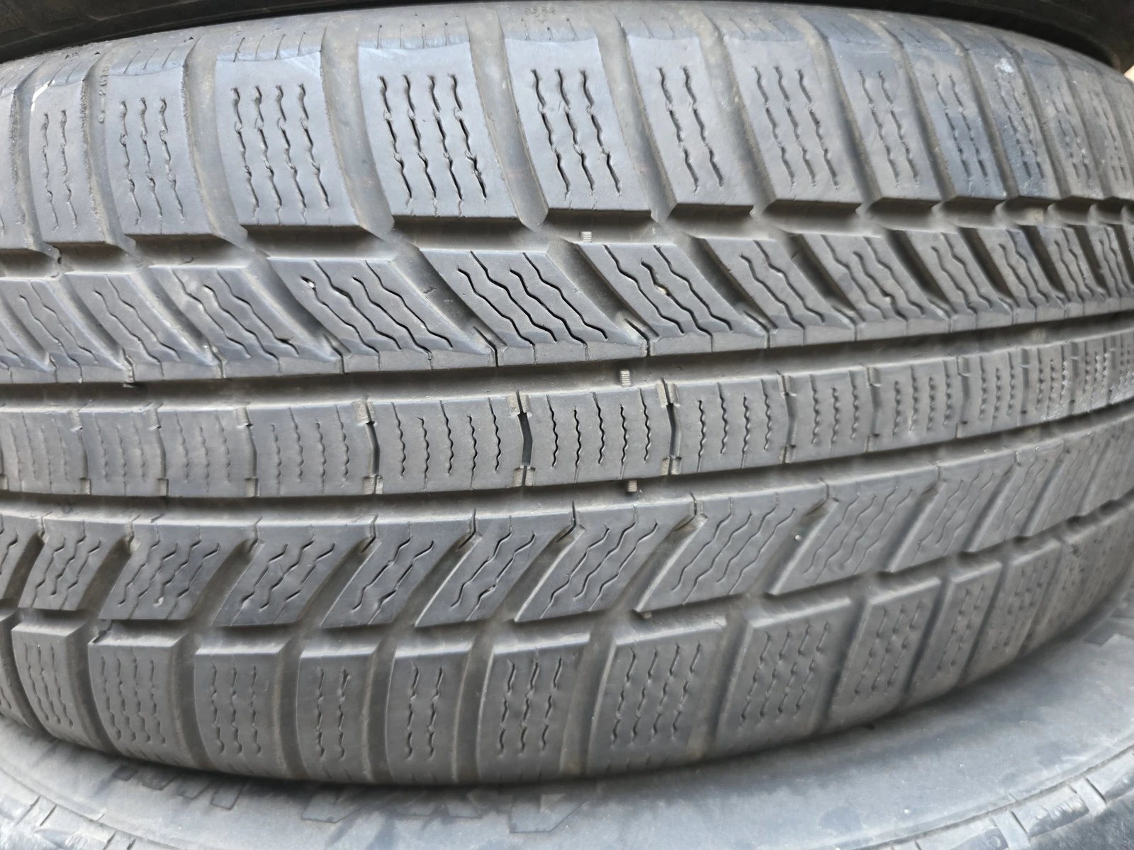���� 215/55R17 | Mobile.bg � ����������� 4