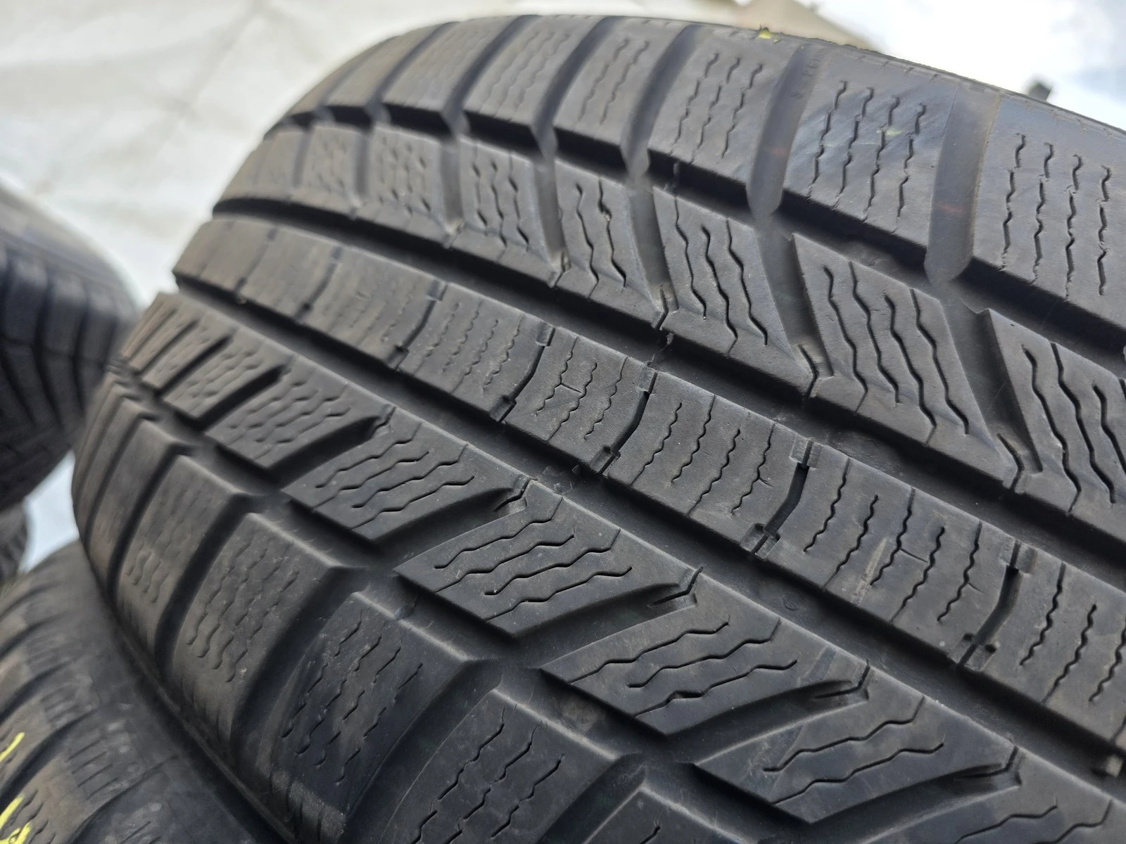 ���� 215/55R17 | Mobile.bg � ����������� 6