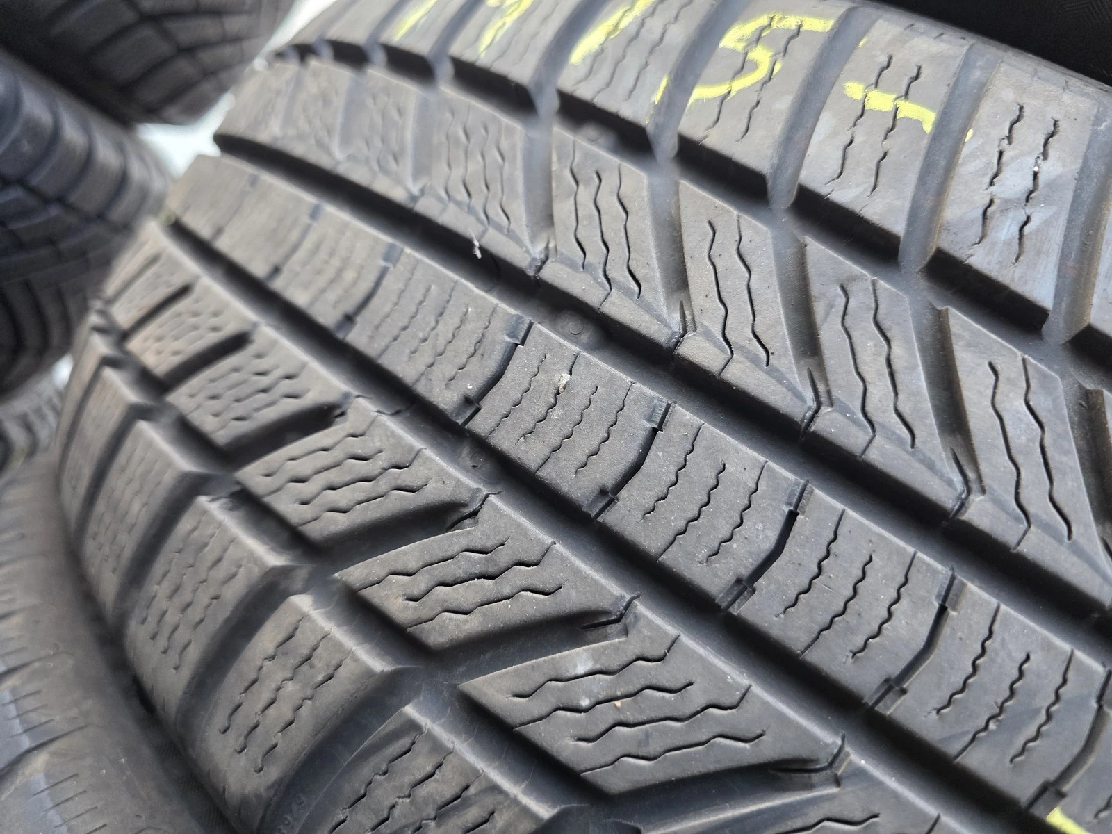 ���� 215/55R17 | Mobile.bg � ����������� 7