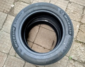 Гуми Летни 235/55R19, снимка 3 - Гуми и джанти - 45596236