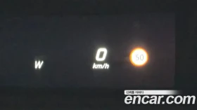 Mercedes-Benz E 220, снимка 17