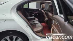 Mercedes-Benz E 220, снимка 15