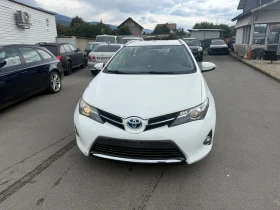 Toyota Auris HYBRID, снимка 2