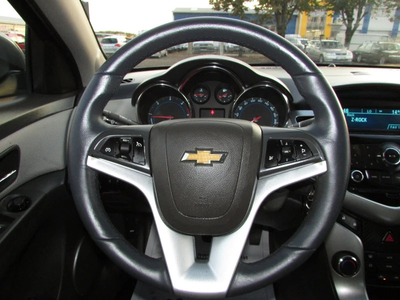 Chevrolet Cruze 2.0 VCDI EURO4, снимка 11 - Автомобили и джипове - 42853357