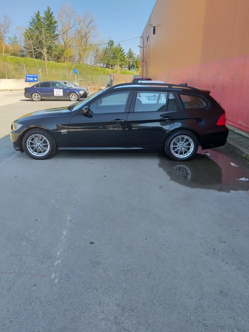 BMW 320 Xdrive, снимка 6 - Автомобили и джипове - 47470471