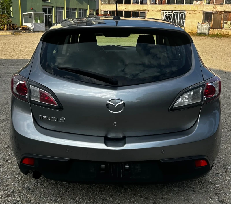 Mazda 3 1.6 , снимка 5 - Автомобили и джипове - 47420646