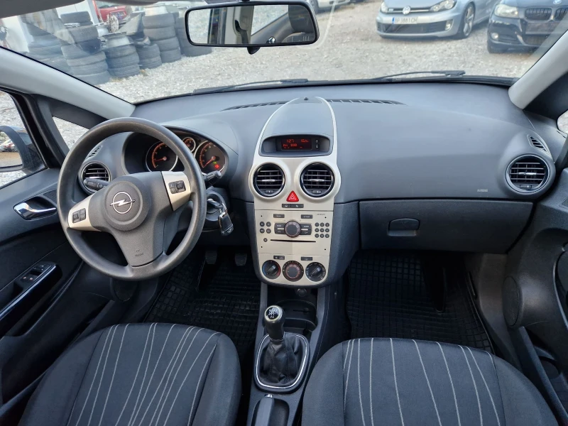 Opel Corsa 1.2i klima , снимка 10 - Автомобили и джипове - 47444006