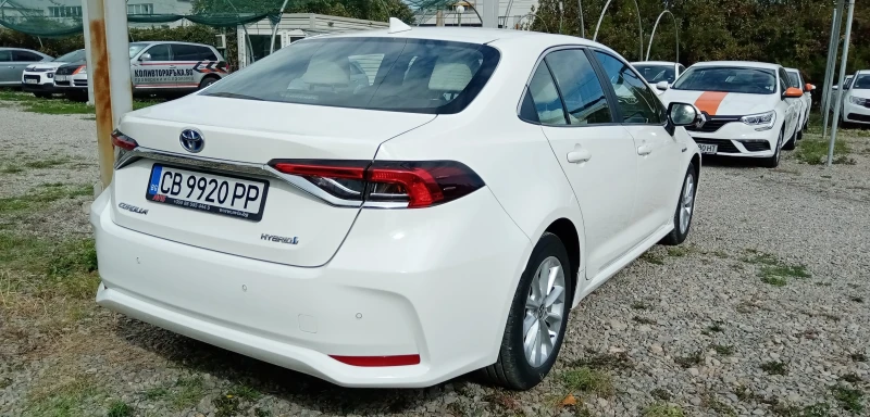 Toyota Corolla 1.8 Hybrid Гаранц., снимка 3 - Автомобили и джипове - 47535326