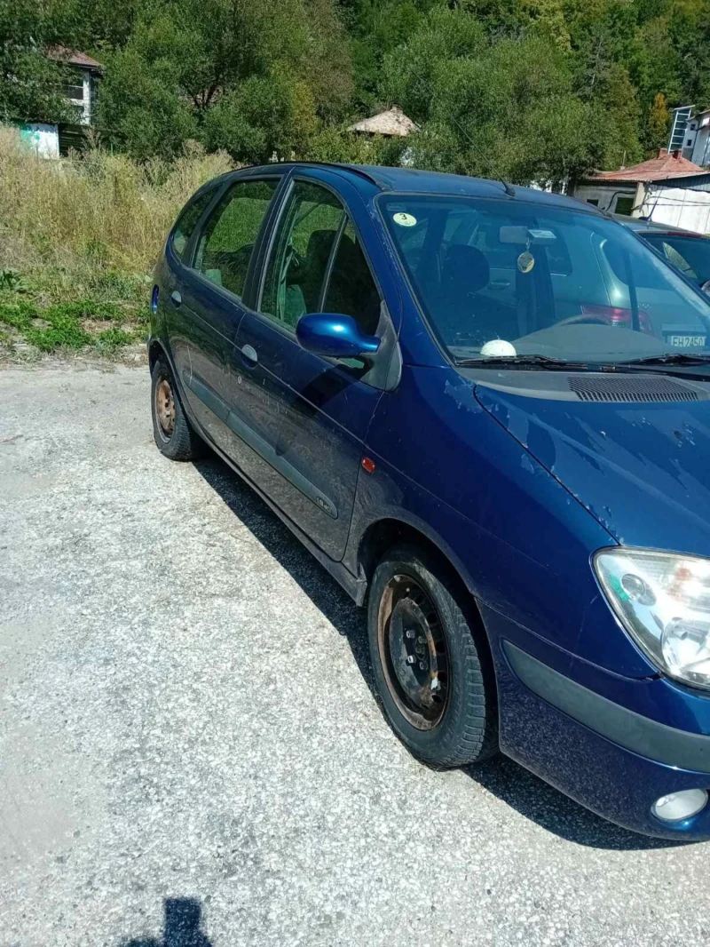 Renault Scenic, снимка 3 - Автомобили и джипове - 47581901