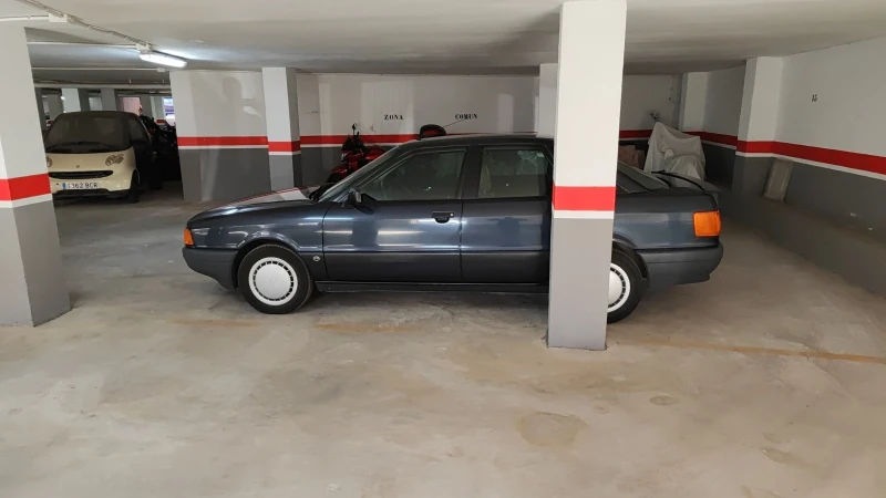 Audi 80 1.8 E, снимка 12 - Автомобили и джипове - 48465591