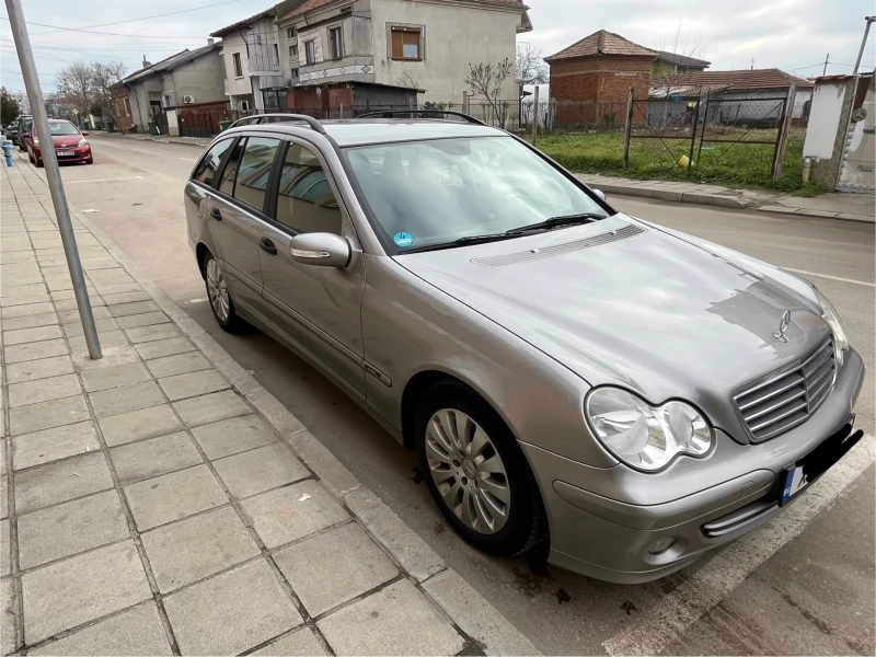 Mercedes-Benz C 200 Facelift, снимка 10 - Автомобили и джипове - 48766682