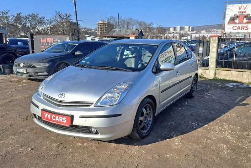 Toyota Prius 1.5vvt - i Hybrid - AUTOMATIC, снимка 6 - Автомобили и джипове - 49336404